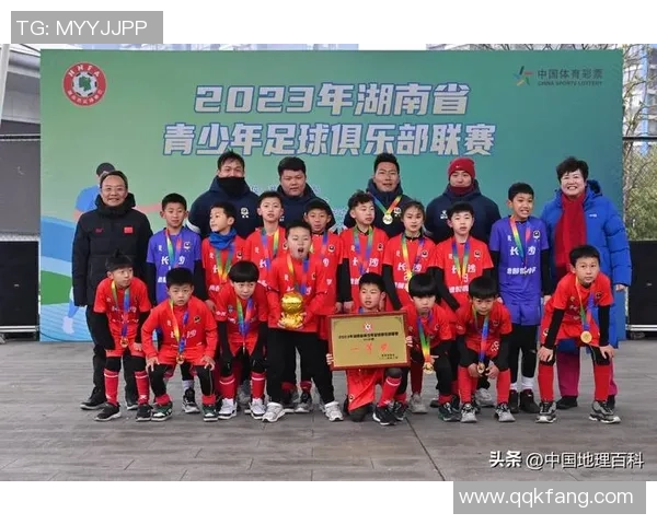 昂仁县足球队球星最新阵容揭秘 助力球队冲击联赛新高峰