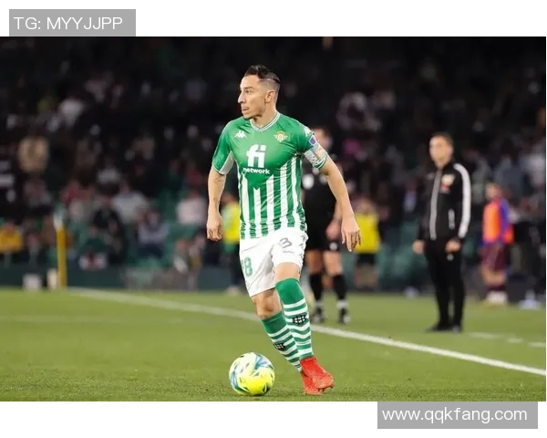 足球前辈传奇：从赛场到人生的卓越转型与影响力分析