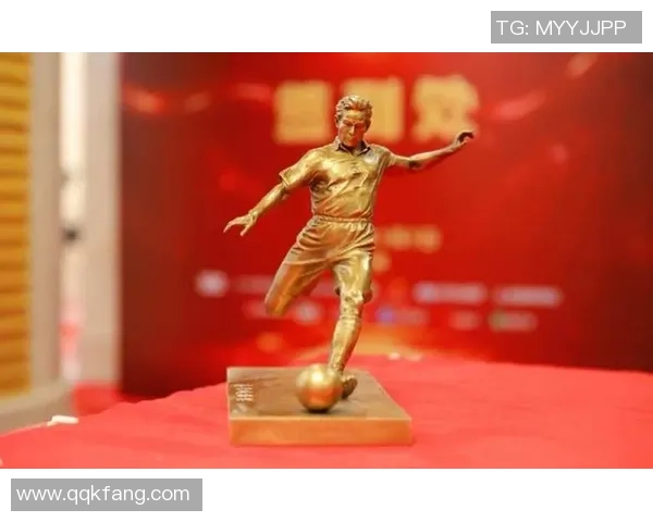 巴马球星引爆绿茵激情见证足球世界新王者崛起与荣耀时刻