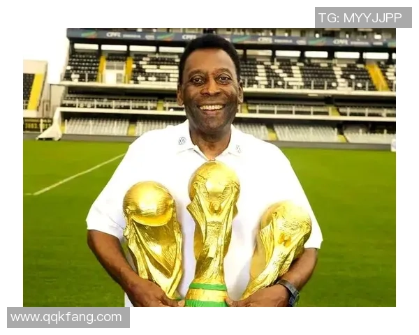 秃顶足球明星逆袭绿茵场展现力量与智慧并书写传奇人生 秃顶足球明星逆袭绿茵场展现力量与智慧并书写传奇人生