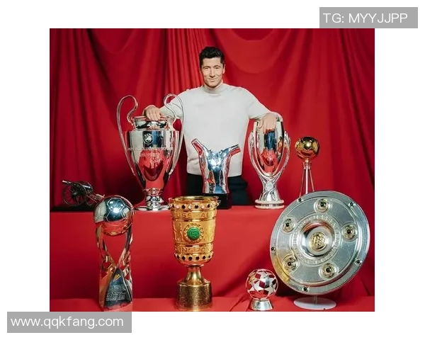 足球巨星风采全览 领略全球顶级球员的精彩瞬间与荣耀时刻 足球巨星风采全览 领略全球顶级球员的精彩瞬间与荣耀时刻