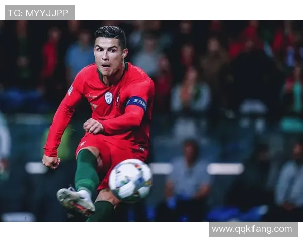 足球球星标配:装备、训练与心理素质的全面解析 足球球星标配:装备、训练与心理素质的全面解析